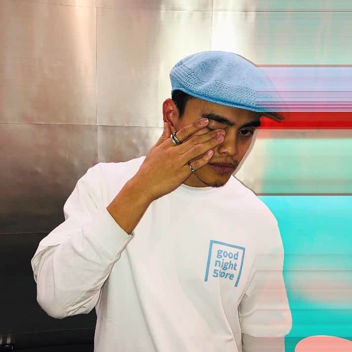 のインスタグラム：「[#REIJINGALLEY] . HAPPY WHITE DAY :) いつもいつもありがとう🤍 直接伝えられなくてごめんよ:( . #FlowBack #sk8 #street #2020 #fashion #kangol  #skyblue #whiteday #beep  @kangol_headwear_japan」