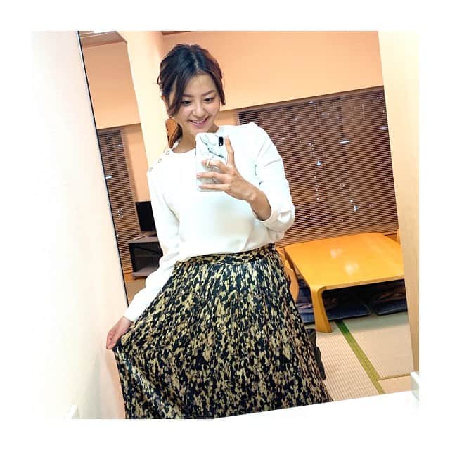 長沢美月さんのインスタグラム写真 - (長沢美月Instagram)「今日のズムサタ衣装👗 みんなでダンス楽しかった〜🕺 #ズムサタ #ブログ更新しました」3月14日 17時56分 - _mizuki_0212