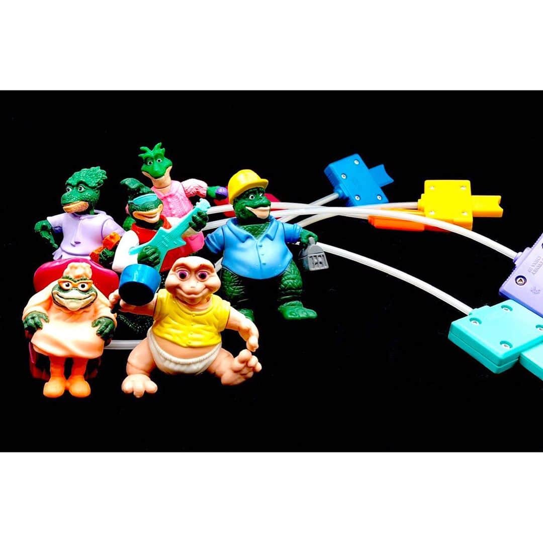 おもちゃやSPIRALさんのインスタグラム写真 - (おもちゃやSPIRALInstagram)「1993 Dinosaurs McDonald's Meal Toy Complete Set入荷しました！！ 6体セットです！ 6000円です！！」3月14日 18時51分 - spiral_toy