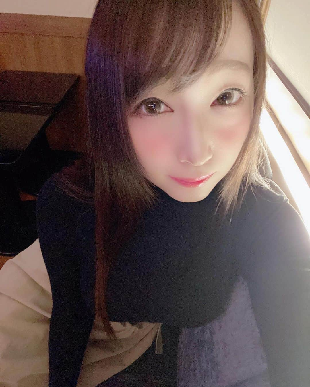 蓮実クレアさんのインスタグラム写真 - (蓮実クレアInstagram)「・ 歌舞伎町BAR HARUオープン！ 本日もクレア一日店長で18-22までやってます✨ ・ ・ ★場所 新宿区歌舞伎町2-38-2第二メトロビル2階 ※新宿には同名の建物があるらしいので 「第2メトロビル」を外して住所のみで検索をかけてね 歌舞伎町交番横にあるラーメン二郎さん真向かいのビルです ・ ・ ・ #蓮実クレア #しながわ書店 #歌舞伎町 #BAR #HARU #一日店長」3月14日 18時44分 - hasumi_kurea