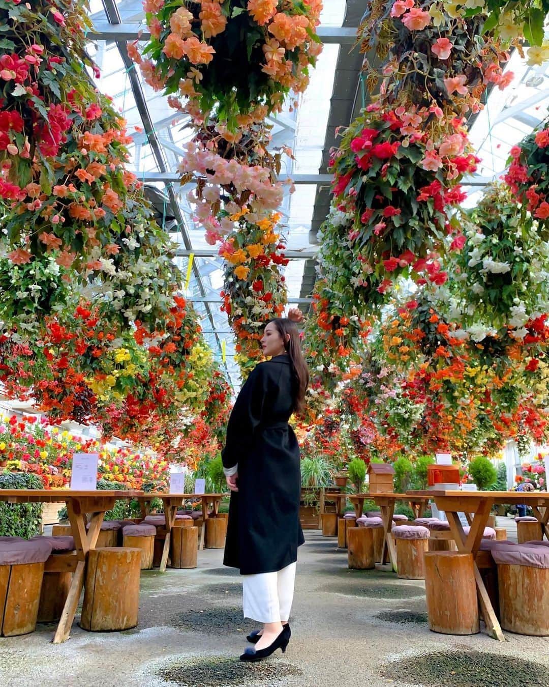 Chiharuのインスタグラム：「❤︎ 鬼怒川旅行〜！ 場面で行ったイチゴ狩りの近くにあったベゴニア園が最高すぎた🥺 ❤︎ #栃木　#栃木県　#鬼怒川 #鬼怒川旅行　#日光 #日光旅行　#国内旅行  #旅行　#温泉旅行　#ベゴニア　#花いちもんめ　#インスタ映え #インスタ映えスポット　#instagrammable #instagrammableplaces」