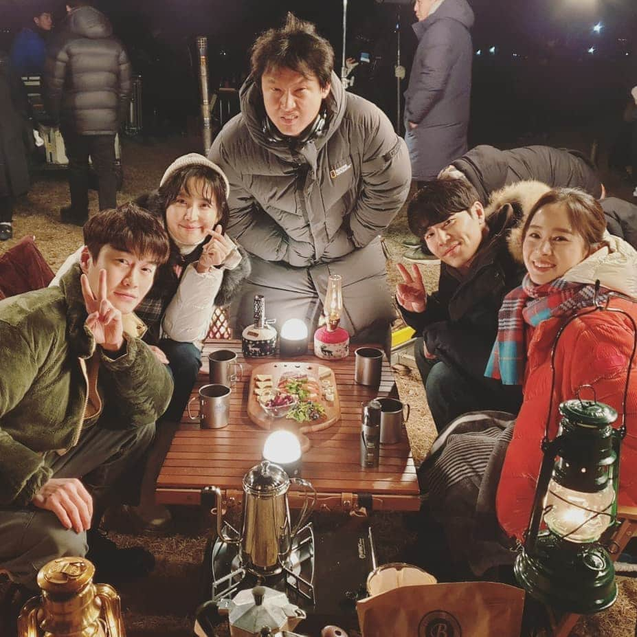 シン・ドンミさんのインスタグラム写真 - (シン・ドンミInstagram)「🥰🤩 애정애정하는 #하이바이마마  #오늘은어떤일이생길까 #씐나씐나  #본방사수📺 #유제원독감님 ㅋㅋㅋ지못미 #이규형 #김태희 #오의식」3月14日 19時28分 - dongmi_shin