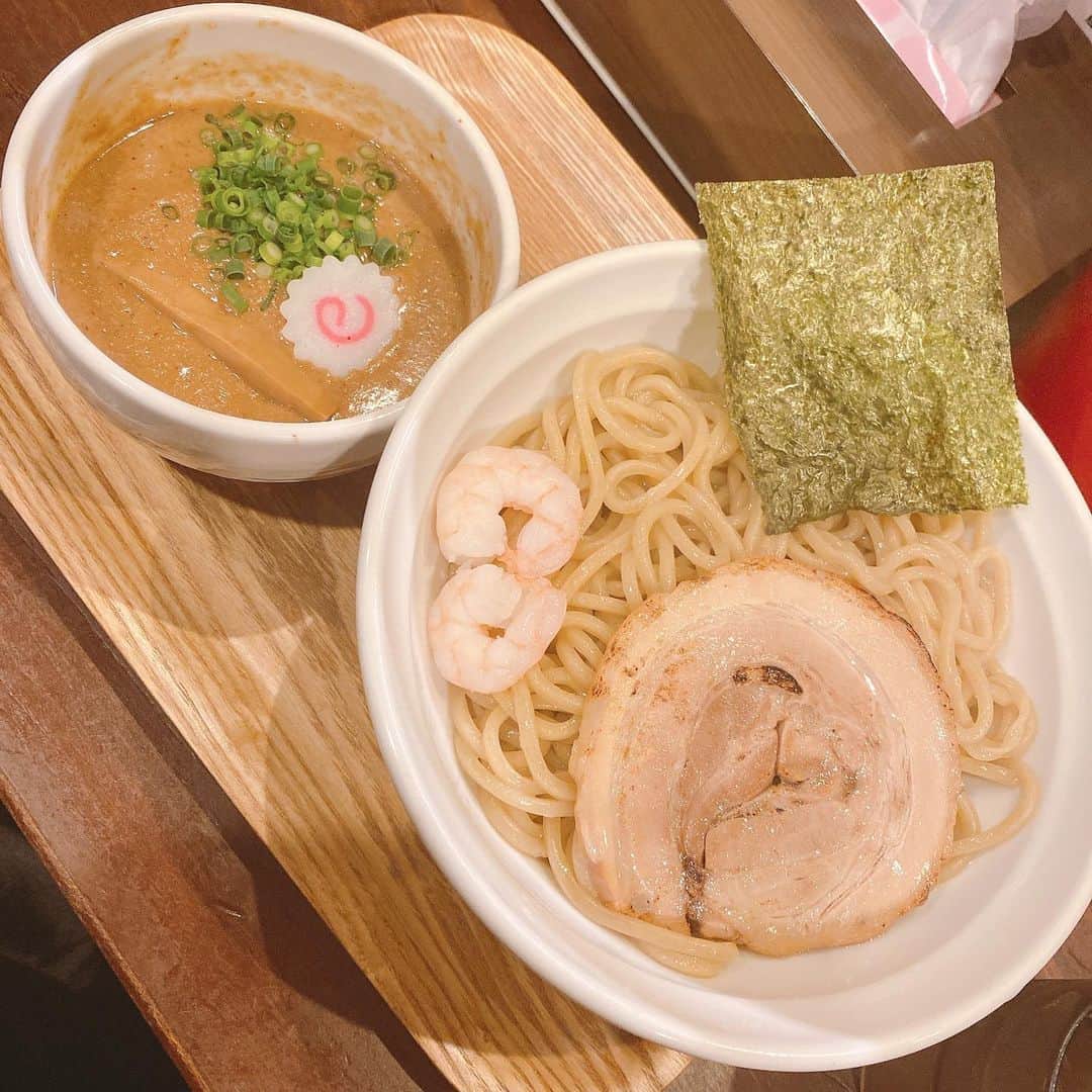 金巻ともこのグルメインスタ