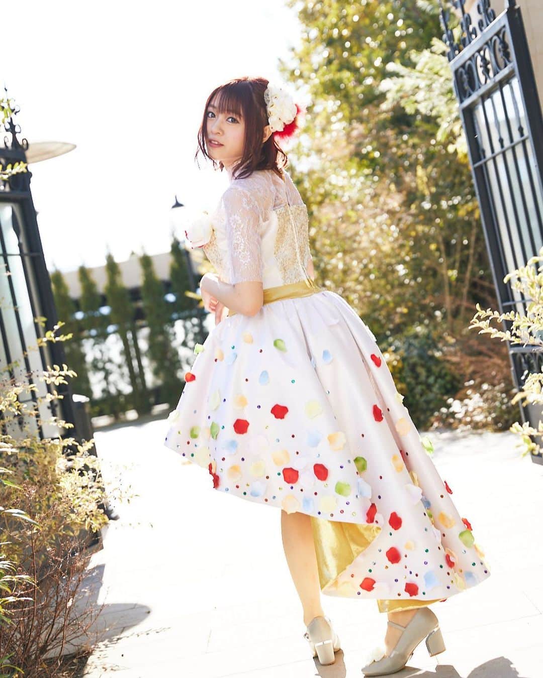 のインスタグラム：「New Album フォトブックのアナザーカット❣️﻿ ﻿ 初回限定盤についてくるからぜひ手にとってね❤️」