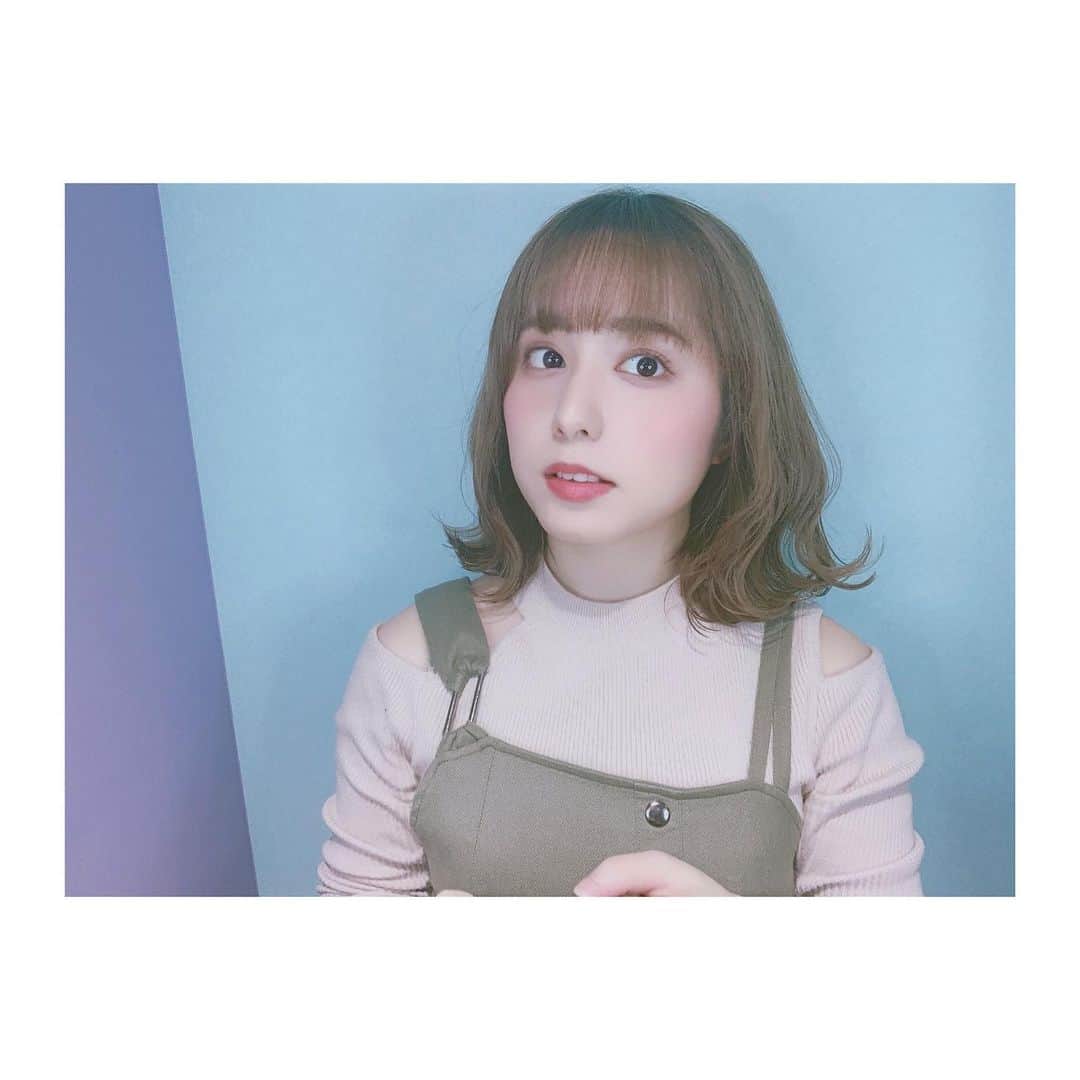 前田美里のインスタグラム：「24歳。今年は美容と健康と運動とヲタク。 自分を磨く年。👗 .」