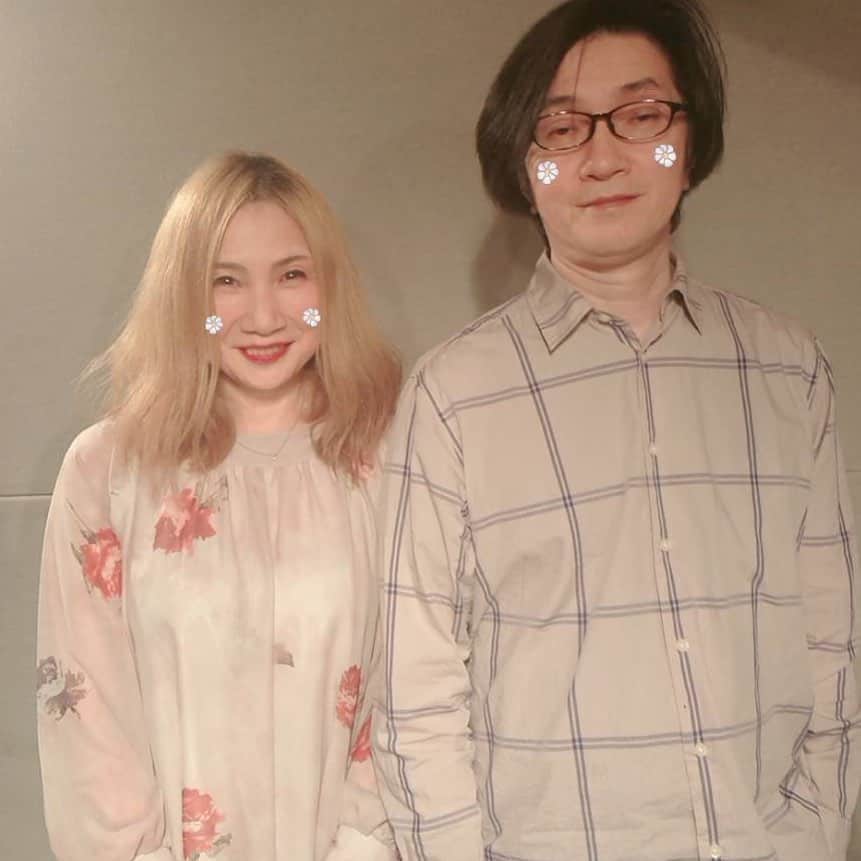 新居昭乃のインスタグラム：「インスタライブ皆さんご視聴ありがとうございました！ホガリくんもどうもありがとう！！ 歌ったりする回も時々あってもいいですね、、次こそがんばります💦！」