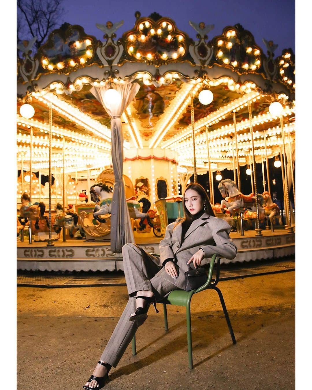 ジェシカ さんのインスタグラム写真 - (ジェシカ Instagram)「🎠🌙✨💫」3月14日 21時01分 - jessica.syj