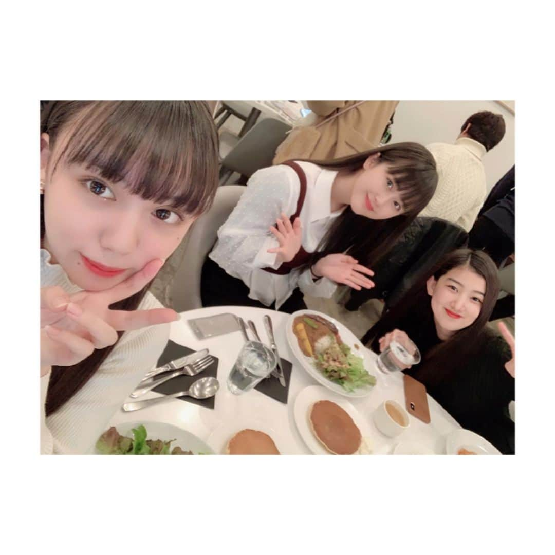 川瀬あやめ（ukka）さんのインスタグラム写真 - (川瀬あやめ（ukka）Instagram)「・﻿ 今日寒すぎるね~☃️﻿ ﻿ 自由が丘にある「RusaRuka」に行きました︎☺︎﻿ ずっと行きたかったので嬉しかった﻿ メインのご飯も美味しかったけど、﻿ 付いてくるパンケーキも美味しかった👌🏻💗﻿ 次は、ここの分厚いパンケーキ食べたいな、、﻿ ﻿ ﻿ #雪#RusaRuka#パンケーキ#自由が丘#ぐりとぐら#ランチ#川瀬あやめ#ukka」3月14日 21時05分 - ayame_kawase