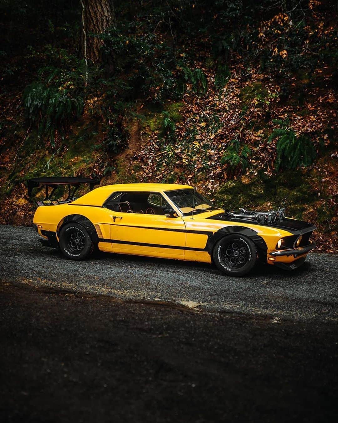 CARLiFESTYLEさんのインスタグラム写真 - (CARLiFESTYLEInstagram)「Boosted 1969 Mustang. 👍🏽or👎🏽? Photo by @j.vizualz | owner @jfboosted #carlifestyle #1969mustang #boosted」3月14日 21時41分 - carlifestyle