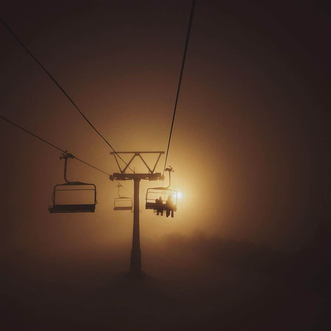 市川渚さんのインスタグラム写真 - (市川渚Instagram)「Night skiing at #Kandatsu ⛷ This will be the last of the season.﻿ ﻿ ﻿ ﻿ 今シーズンはこれで最後かなあ。ナイター満喫😌﻿ ﻿ ﻿ ﻿ #shotoniphone11pro﻿#nagikotrip」3月14日 22時14分 - nagiko