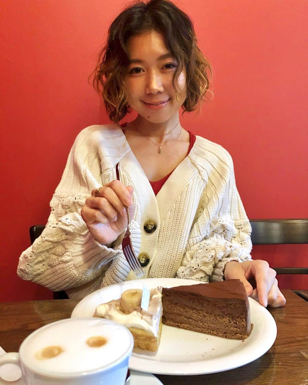 Lisa Halimさんのインスタグラム写真 - (Lisa HalimInstagram)「#whiteday  一つに選べない時は二つとも選ぶ。」3月14日 22時29分 - lisahalim