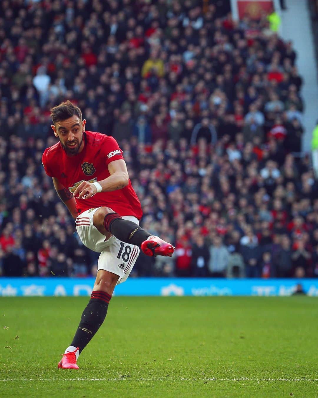 マンチェスター・ユナイテッドさんのインスタグラム写真 - (マンチェスター・ユナイテッドInstagram)「Bruno #Fernandes has directly contributed to seven goals in his nine #MUFC outings so far.」3月15日 0時35分 - manchesterunited