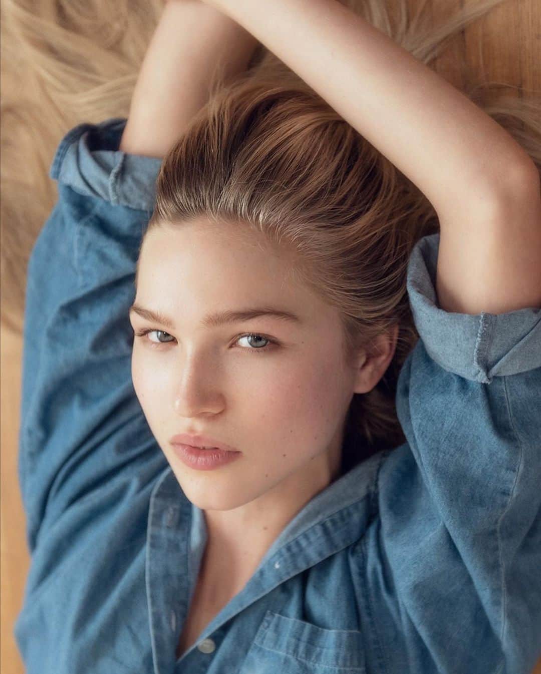 キーガン・アレンさんのインスタグラム写真 - (キーガン・アレンInstagram)「Happy birthday my dearest @ali_collier  I’m sorry your birthday was shoehorned into a global pandemic. I know we are quarantined and tad nervous, BUT I’m so grateful for you bringing so much beautiful light into the world during these dark times. You are a gift in my life and many others🥰  I love you love you love you! Today, we celebrate you  Go give her a virtual hug today!」3月15日 1時34分 - keeoone