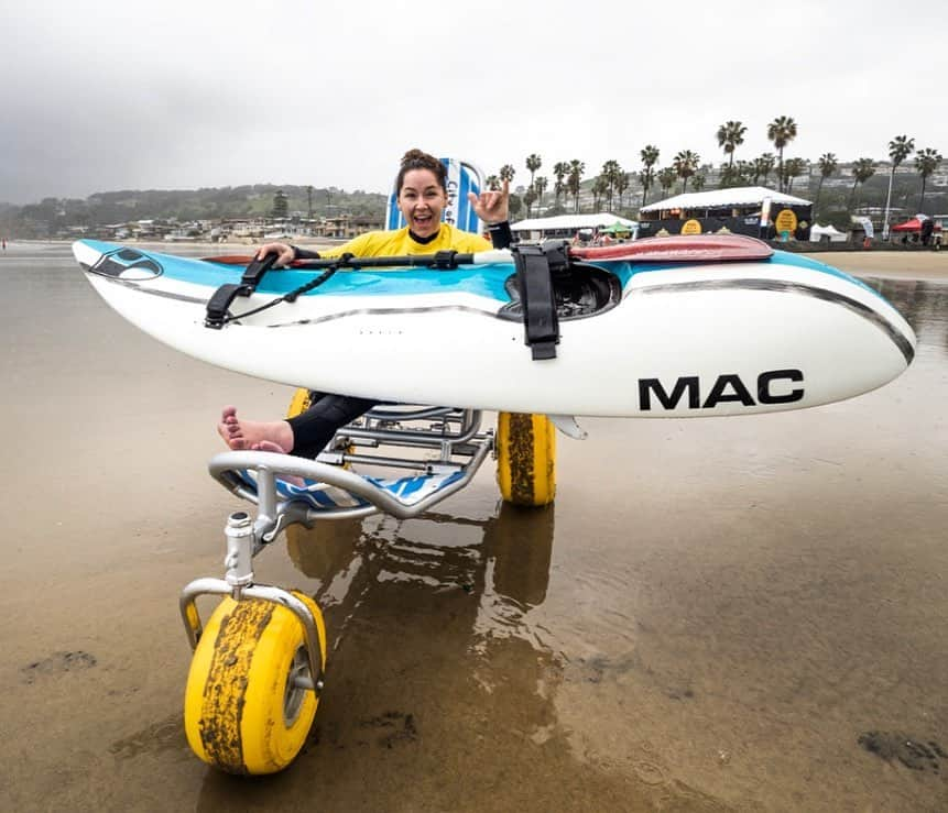 アラナ・ニコルズさんのインスタグラム写真 - (アラナ・ニコルズInstagram)「It’s GO TIME!!! . . Finals for Waveski are on at 10:40 PST at www.isaaurf.org . . @hi5sfoundation @macskisurfwaveski  @isasurfing @ao.paddles @ampsurf_us ampsurf_us @teamtoyota 📸: @waterworkmedia」3月15日 2時03分 - alanathejane