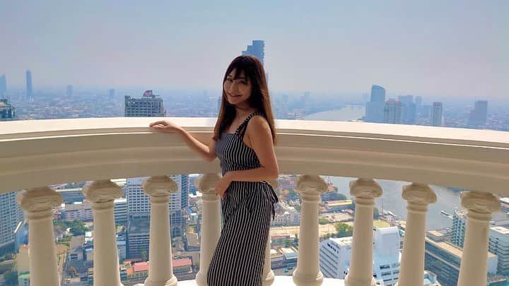 利咲のインスタグラム：「my first visit in Thailand as a princess👸🏰 ﻿ @lebuahotelsresorts @siroccobangkok  In the 53rd floor of Lebla Hotel,There is a suite room the movie "Hangover part II " ,found surprise! ﻿ Sirocco is the tallest sky bar in Bangkok. ﻿ was romantic like a palace.﻿ ﻿ #Sirocco #skybar #rooftopbar #Thailand #bangkok #lebuahotel #hangover #ハングオーバー #ハングオーバー2 #シロッコ #lebuaskybar #lebuastatetower #lebuatower #lebuahotelbangkok #lebuabangkok #siroccobangkok #lebuastatetowerhotel #lebuahotelsresorts #skybarlebua」