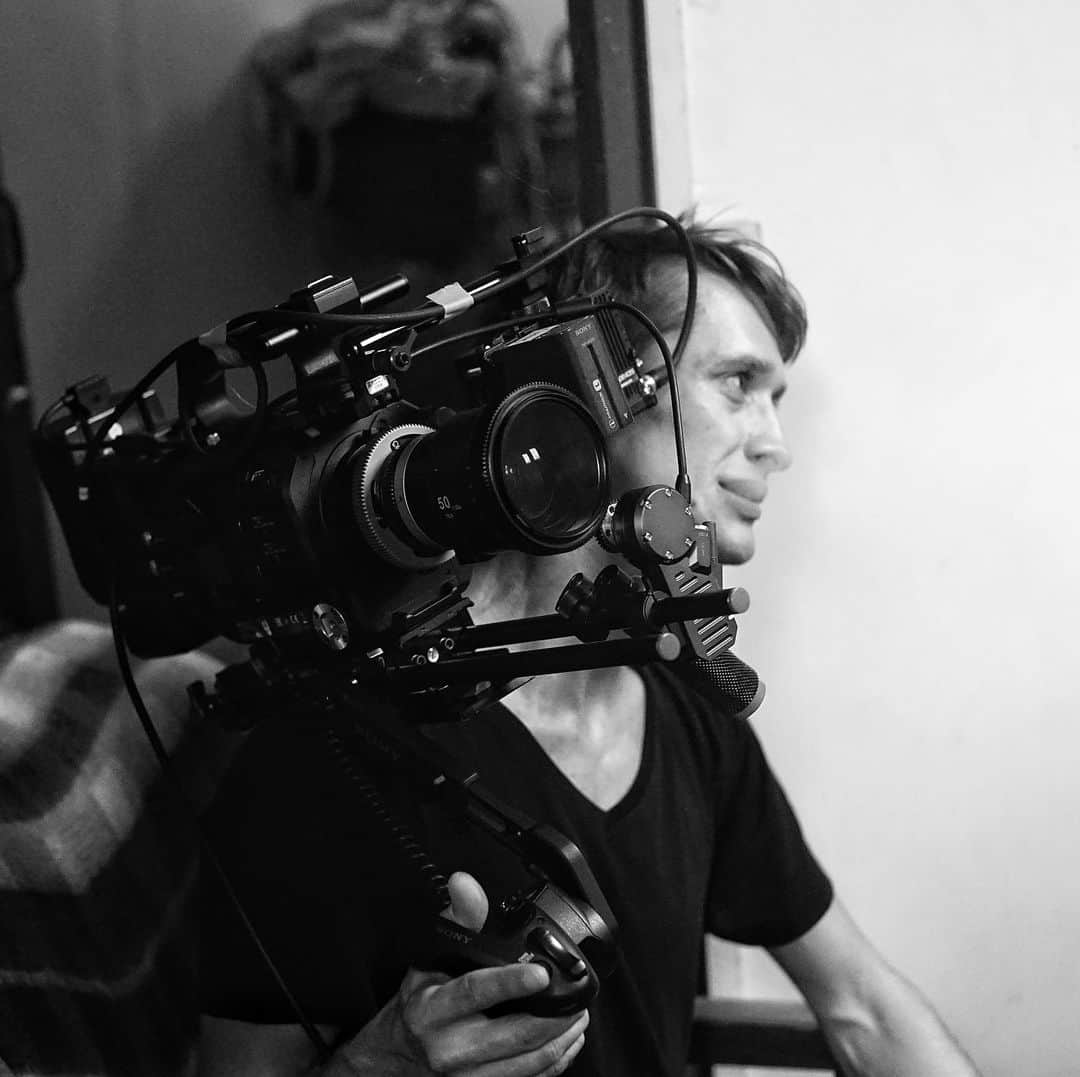 ウィリー・カルティエさんのインスタグラム写真 - (ウィリー・カルティエInstagram)「~NARTHEX~ is the first short film that I directed. Thanks to the wonderful team! ✨ Written by Willy Cartier & Staiv Gentis  Co-director: @beaumont_florian  Camera: @deanaladay & @pytoledano Light and photography: @teddy.masson Sound engineer: Paul Bessot Post-production: @deanaladay @Willycartier Staiv Gentis @teddy.masson Photograf: @baptistemarcon Executive producer: Staiv Gentis  Featuring: @willycartier Staiv Gentis & Frère David @silverfishproduction  And @damien_keyser for the crazy last minute sound design! And @ziwi_z !!!」3月15日 4時56分 - willycartier