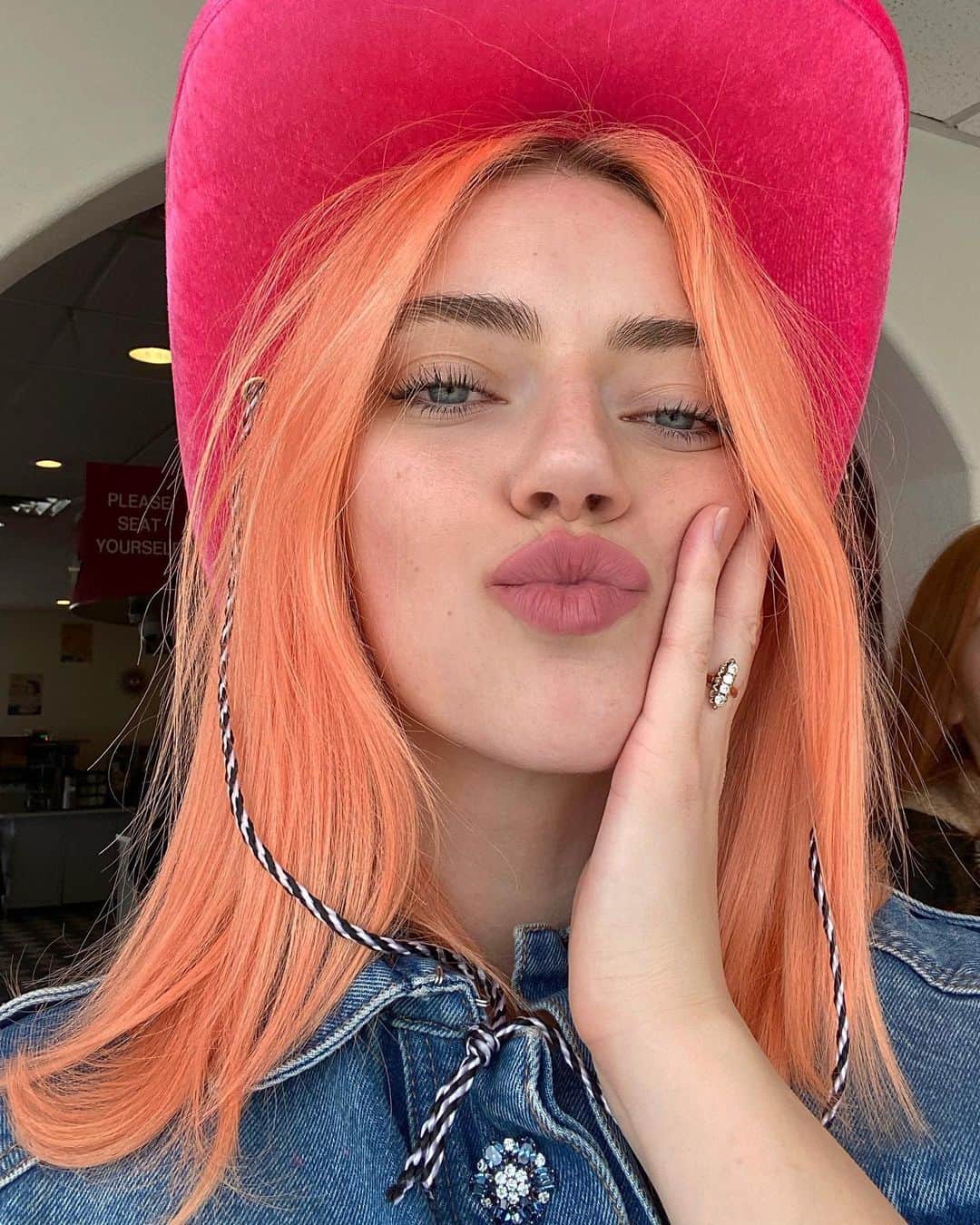 パイパー・アメリカ・スミスのインスタグラム：「Happy to be 23! And grateful to my savior Jesus Christ for helping me get here! 💗🧡💛💚💙💜」