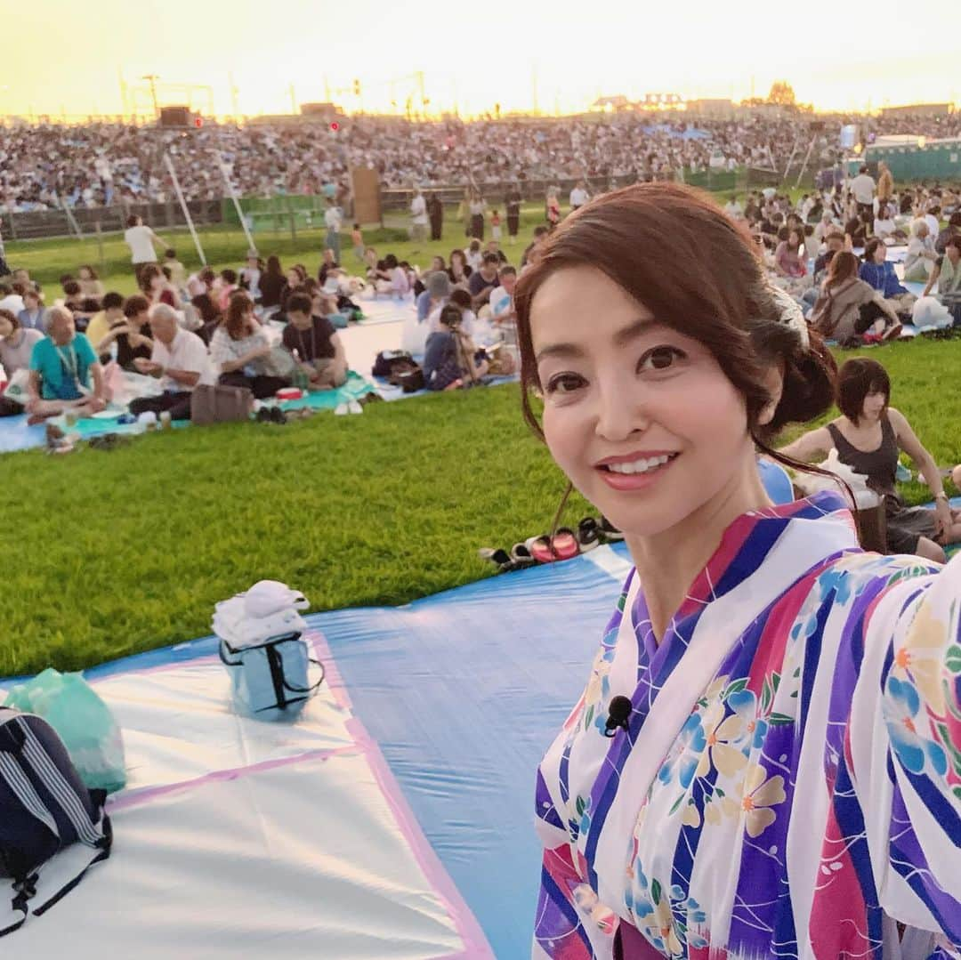 大桃美代子さんのインスタグラム写真 - (大桃美代子Instagram)「Nagaoka fireworks are the best in the world🇬🇧 나가오카 불꽃 놀이는 세계🇰🇷 长冈烟花是世界上最好的🇨🇳 番組で紹介した、長岡花火🎇は世界一だなと思う。  一生に一度はみたい絶景です。  今は我慢の時期ですが、  夏の花火大会には是非。  平和が一番。  #長岡花火#花火大会#花火好きな人と繋がりたい #新潟県#長岡市#niigata #夏の風物詩#クラブツーリズム#タビジョ」3月15日 18時42分 - miyoko_omomo