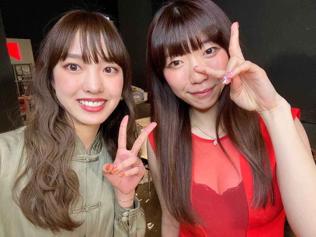 飯窪春菜のインスタグラム：「💭💭💭 ・ ・ 昨日帰り際に撮れたお写真っ ぱいぱいでか美さんと☺️ 有吉反省会ぶりにお会いできました！ 実は、ぱいぱいさんとは同じワンピースを持っているのです🥴❤️（偶然） ・ ・ ・ #愛で山田を救ってくれ  #ぱいぱいでか美 さん #ええなあ  #私には一生名乗れない #なんの話だ #はるなの毎日  #飯窪ってる」