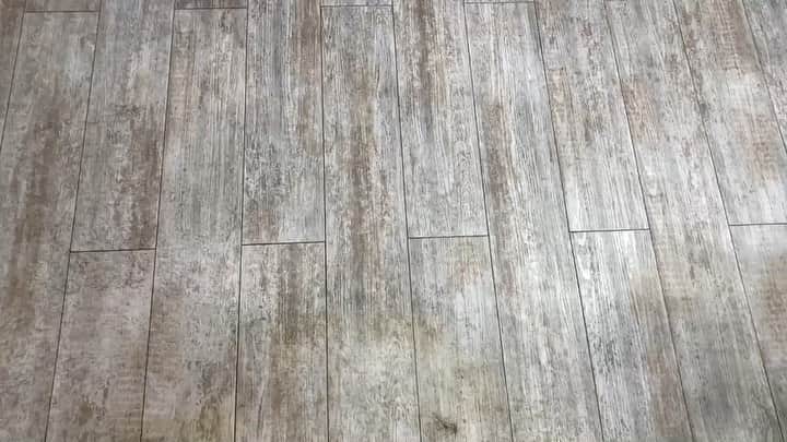 のインスタグラム：「Thank you♡  私の切った髪の毛を使ってサプライズで髪の毛アートをMakiさんが作って下さいました🥺✨ 嬉しい😢✨ありがとうございます!!! 私事ですが、本日で29歳になりました。 13歳からお仕事を始めさせて頂き、 作品含め仕事を通し色々な出会いを経験し、 様々な感情を抱き、 沢山のことを考えてきました。 これからもこの頭のかたさは変わらないのかな どうかな、、、 祖母が亡くなってから、 いつでも自分を信じて生きてきました。 自分は絶対自分を裏切らないから。 信じられるのは自分だけ。 実は根明に見える人見知り。 これからは、もっと人とのお付き合いを広げ、 ご縁を大切にしていきたいと思います。 これからも日々精進して参りたいと思いますので、 何卒、宜しくお願い致します。」