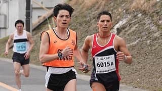 吉沢悠さんのインスタグラム写真 - (吉沢悠Instagram)「． 今夜19時00時〜 BS-TBSドラマ【伴走者】 ． 「走る」という事に初めてちゃんと向き合って、「走る」ことに人生の自由を感じる人がいる事を知りました。 ． 「ブラインドマラソン」という視覚障害を持った方が伴走者と共に、2人で１つになる競技がある事も初めて知り、40歳過ぎて挑戦づくしの撮影でした。 ． 高い熱量で撮影に挑んだキャスト陣と、献身的な温かなサポートで支えてくれたスタッフ陣とで作り上げたこのドラマ、是非ご覧下さい。 ． #伴走者 #bstbs  #浅生鴨  #マラソン #ランニング #running  #ブラインドマラソン #パラリンピック #麻生学監督  #市原隼人 #美村里江 #北乃きい #大地 #荒井敦史 #松井友作 #黒宮けいた #寺戸郁人 #浅川大治 #高橋光臣 #鈴木浩介」3月15日 10時30分 - hisashi_yoshizawa