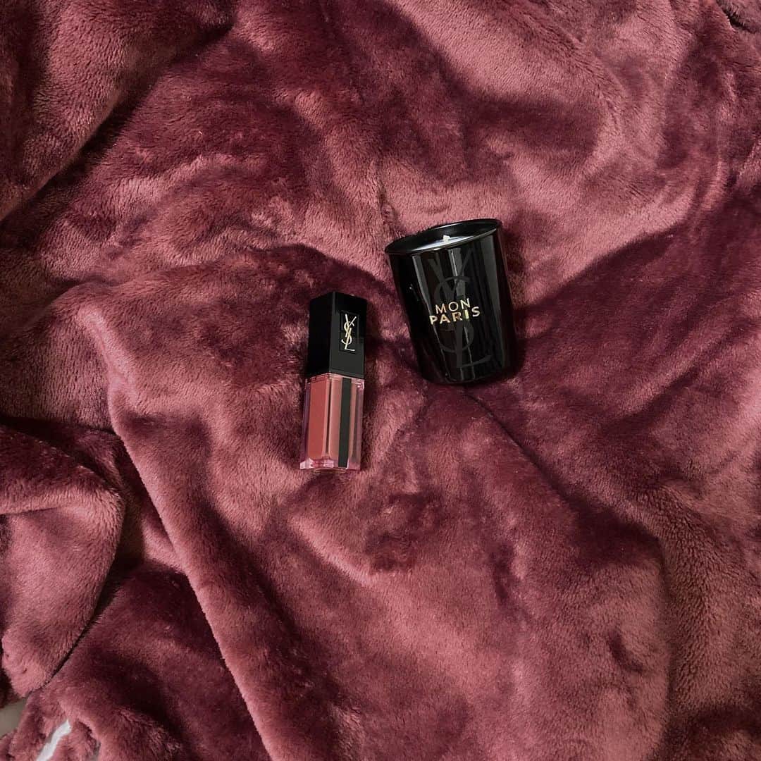 RIKAのインスタグラム：「candle 🕯 と、お気に入りのウォーターステイン617❤︎」