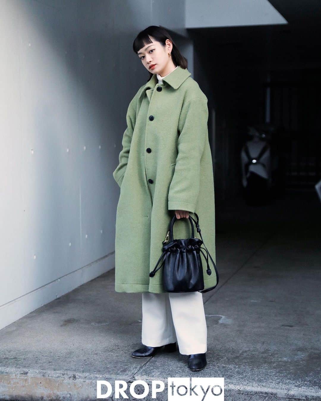 のインスタグラム：「TOKYO STREET STYLES  #streetstyle#droptokyo#tokyo#japan#streetscene#streetfashion#streetwear#streetculture#fashion#ストリートファッション#fashion#コーディネート#omotesando#tokyofashion#japanfashion Photography: @fumiyahitomi @abeasamidesu」