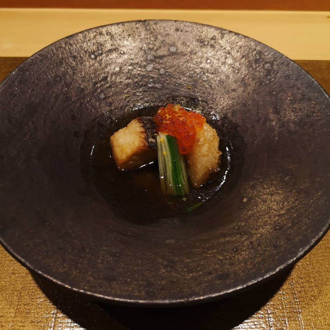 山上紗和 さんのインスタグラム写真 - (山上紗和 Instagram)「美食とはこのこと😍🎶 #割烹一献 #一献 #和食 #六本木グルメ」3月15日 12時53分 - moon_sawa