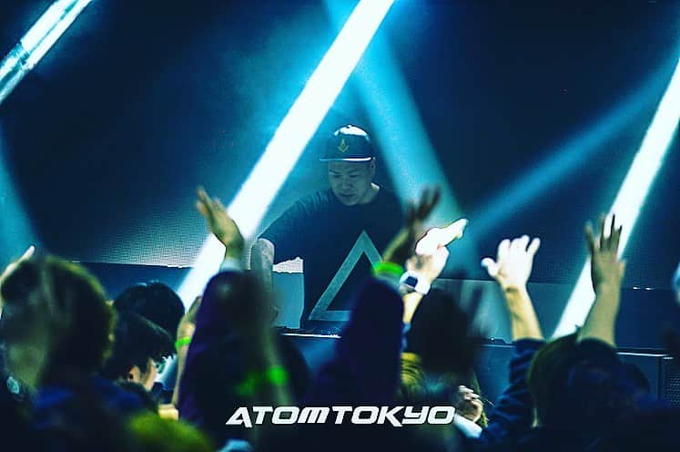 DAISHI DANCEさんのインスタグラム写真 - (DAISHI DANCEInstagram)「2020.3.13.FRI #TOKYO #渋谷  @atom_tokyo #ATOMTOKYO #DJBOOTH #DJ #CLUB #DAISHIDANCE #ダイシダンス  @neon__mafia 📸」3月15日 13時06分 - daishidance666