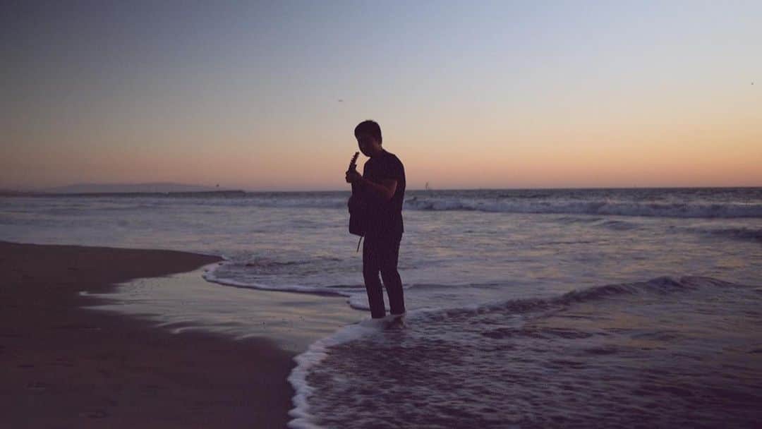 Eden Kaiのインスタグラム：「Let’s come together & We’ll pull through this together.  We got this.  今だからこそ力を合わせましょう。共に乗り越えましょう。」