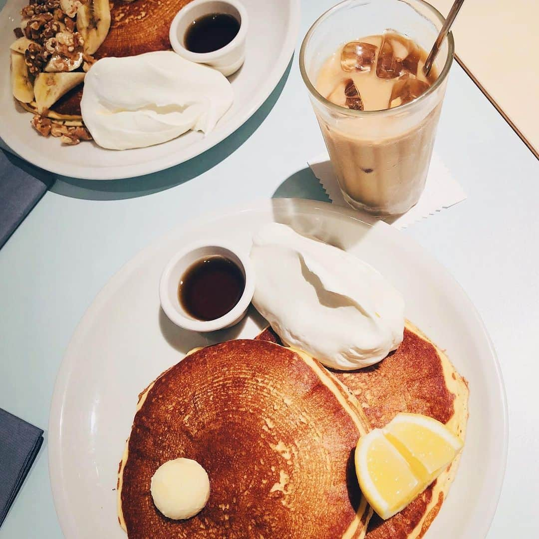 川本紗矢さんのインスタグラム写真 - (川本紗矢Instagram)「🥞 . 写真フォルダ見返してたら、前に @o_megu1112 と 食べたパンケーキの写真が出て来た☺️📷」3月15日 16時34分 - sayaya_38