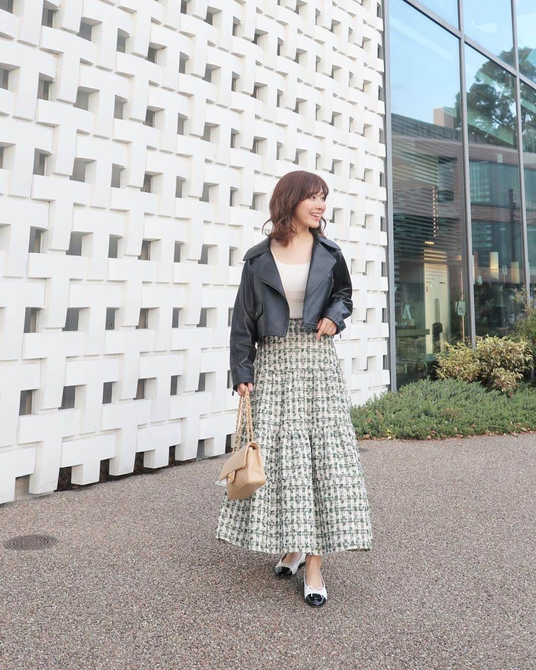 水野佐彩さんのインスタグラム写真 - (水野佐彩Instagram)「・ 🌸 #coordinate  tops#uniqlou @uniqlo_ginza  outer#diagram @diagramofficial  skirt#birthdaybash @birthdaybashshop  shoes,bag#chanel @chanelofficial  #sサイズコーデ #153cmコーデ #おちびコーデ #ママコーデ #新米ママ #ママライフ #令和2年ベビー #2020年ベビー #女の子ママ」3月15日 19時20分 - saaya_mizuno