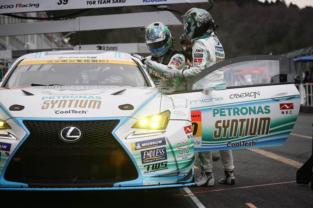 吉本大樹さんのインスタグラム写真 - (吉本大樹Instagram)「#SuperGT @supergt_official first official test of 2020 done in Okayama Int. circuit.  We are scheduled to go to Fuji speedway in 2weeks for our next official test, then to first round of the series on 2nd week of April... but who knows what’s gonna happen hey?! let’s see…😓 #Lexus #RcfGT3 #LMcorsa #OTGmotorsports @osaka_toyopet  #Michelin @michelinmotorsport 🖕🏻#CORONAVIROUS 🖕🏻」3月15日 19時20分 - hiroyoshimoto