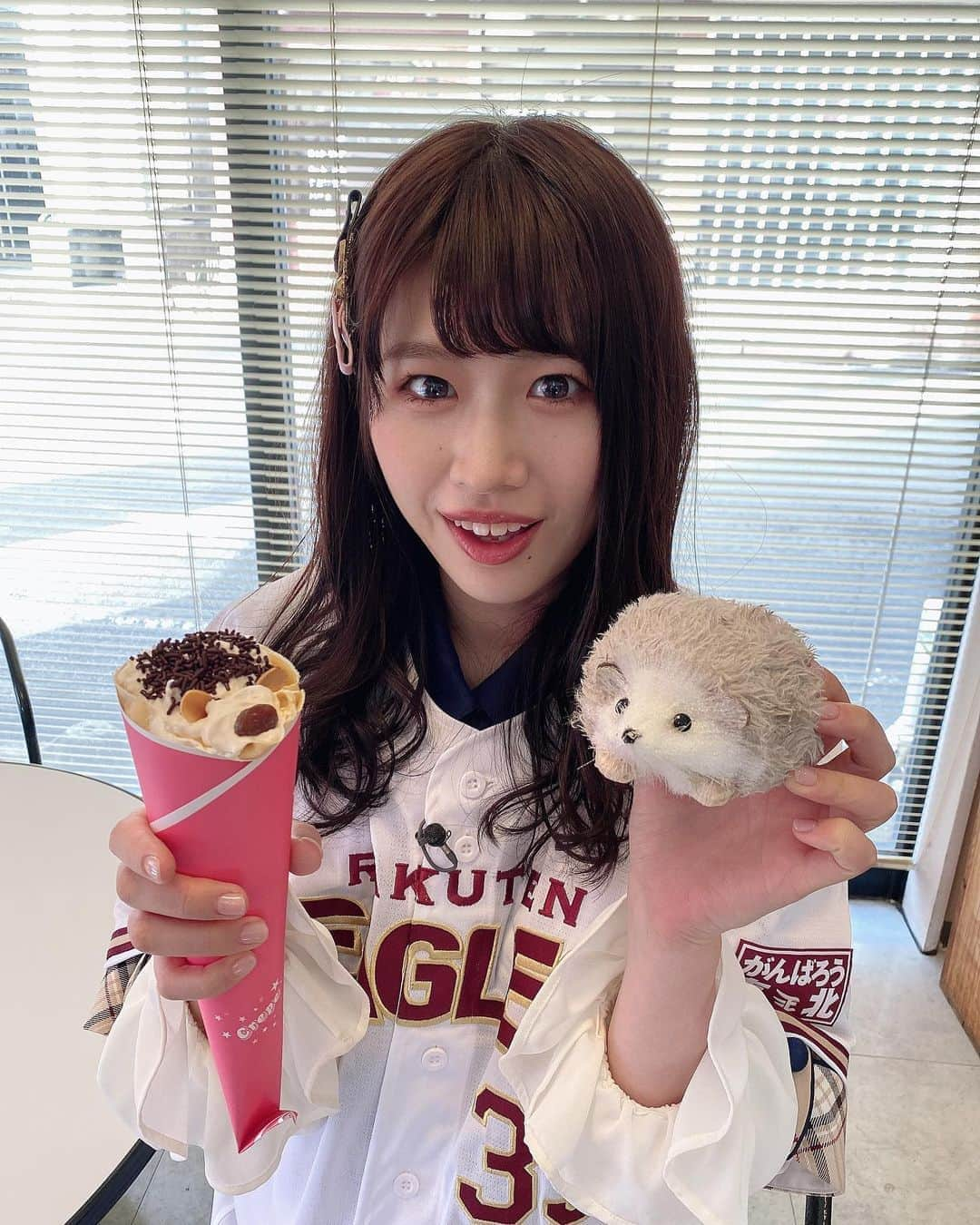 佐藤朱さんのインスタグラム写真 - (佐藤朱Instagram)「ハリネズミさんのクレープ🦔 . 美味しくて、かわいい😍生地もクリームもアイスも全て自家製！また食べたい〜 #PATTY #クレープ #クレープ屋さん #宮城 #仙台 #サタデーウォッチン #スイーツ #ハリネズミ」3月15日 19時45分 - akari_miyagi