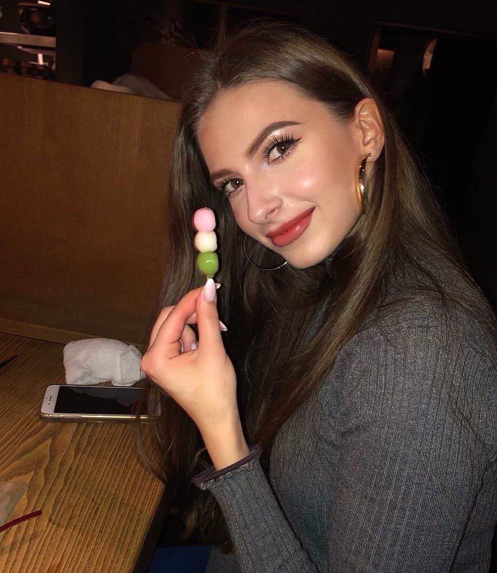 カロリーナのグルメインスタ