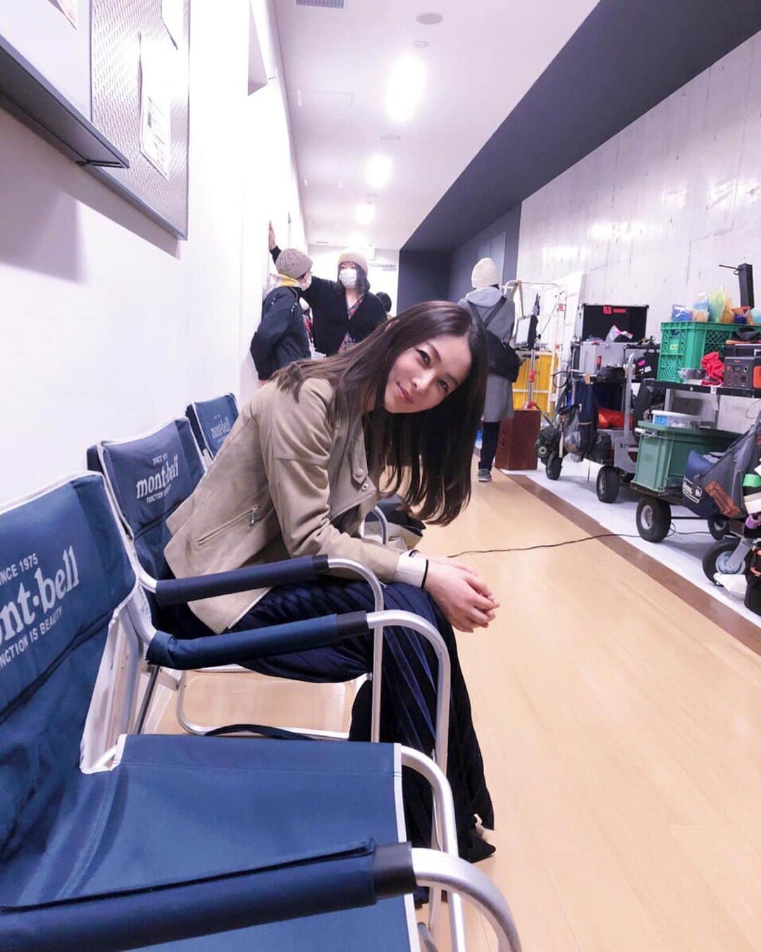 霧島れいかのインスタグラム：「こんばんは。ポール・ニューマンです。 詳細をお知らせできるのは まだまだ先になりますが、 素晴らしい作品と出会えました。 私にとって宝とも言える撮影でした。 改めて学んだこと、心から自分の仕事に誇りを持って 楽しめたこと、 夢がまた一つ叶ったこと。 そして大変な最中の撮影に 心から感謝しかありません。 ここで経験し学んだことを 忘れないように大切にして また楽しみながら頑張って前に進もう。  #映画」