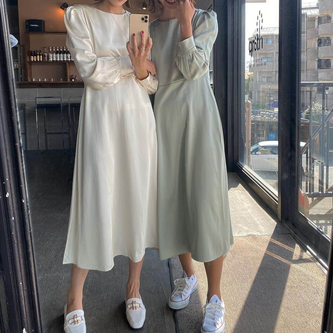 美生のインスタグラム：「👗﻿ ﻿ ﻿ このワンピースは﻿ ラインが綺麗でスッキリみえる♡﻿ ﻿ ﻿ 2buy15%off対象itemです♡﻿ ﻿ @donobanweb﻿ ﻿ ﻿ 来週は新作撮影week♡﻿ ﻿」