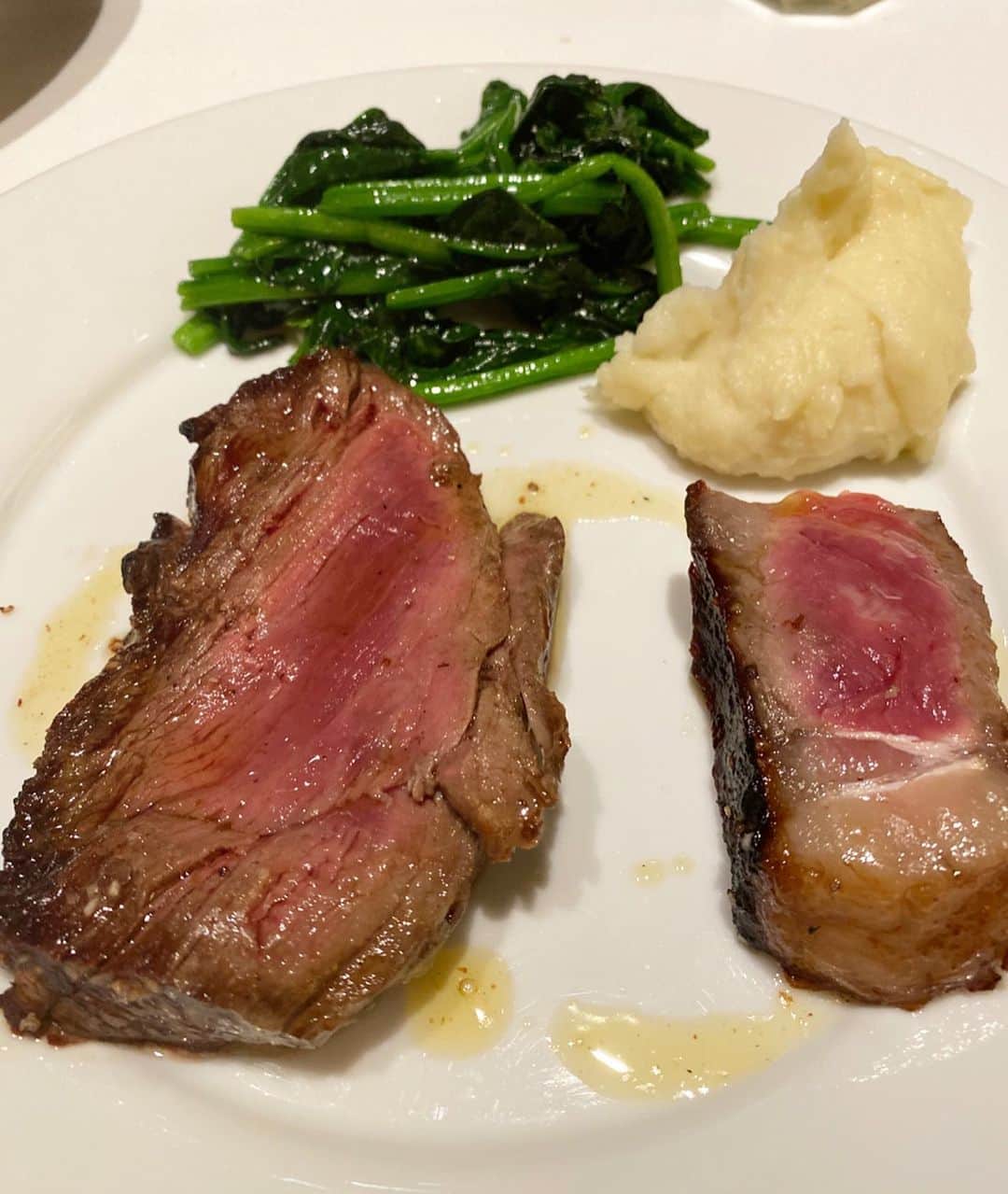 JUNKO（飯田順子）さんのインスタグラム写真 - (JUNKO（飯田順子）Instagram)「#エンパイアステーキハウス ・ フラッと入ってみた🤗 ・ 六本木のお店ははじめて入りました⭐️ ・ お肉のジュージューの音が🤤🤤💕」3月15日 23時20分 - jun__ko_
