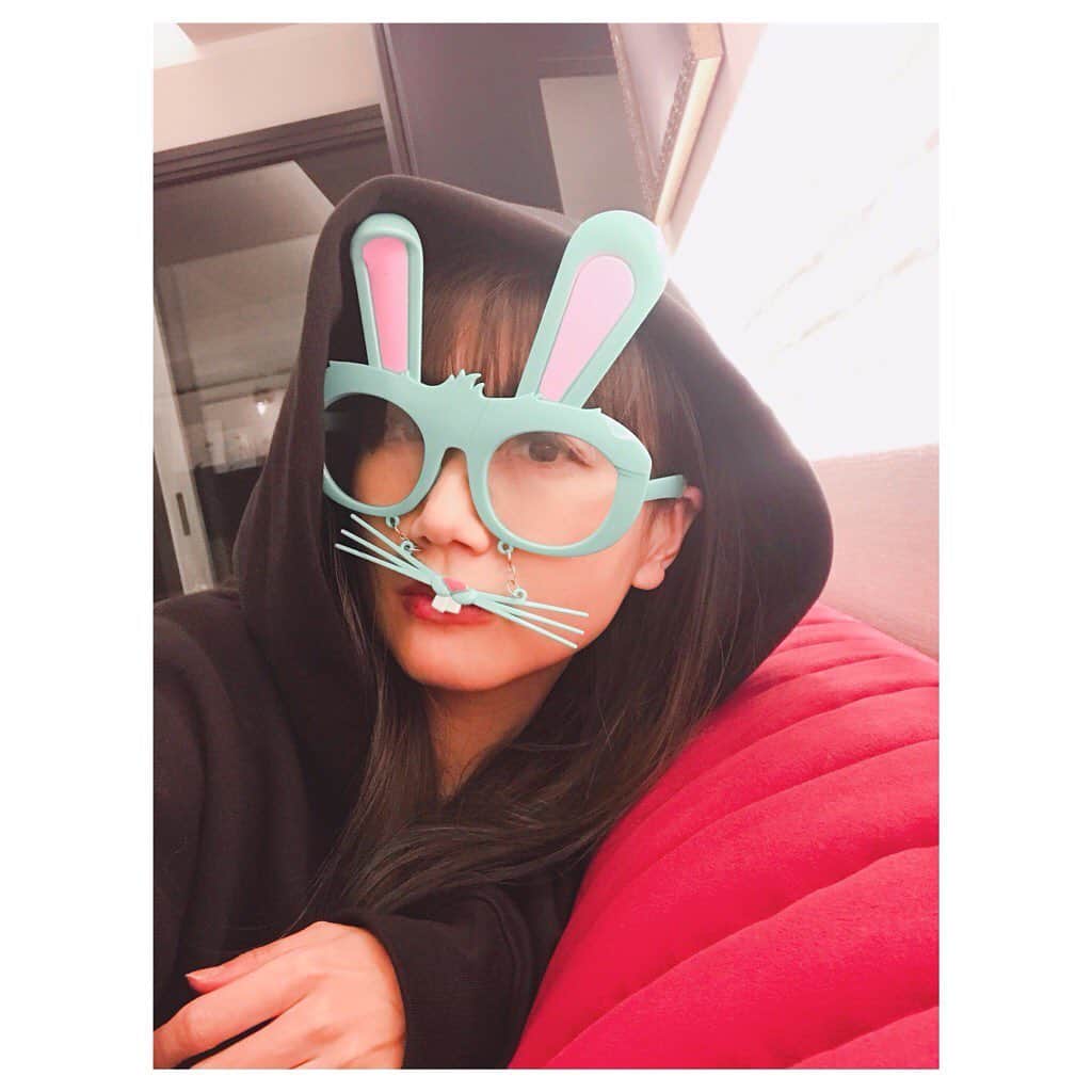大塚愛さんのインスタグラム写真 - (大塚愛Instagram)「にんじんは、キライです。  AIO　#ミス #ラビット　#rabbit」3月15日 23時26分 - aiotsuka_official