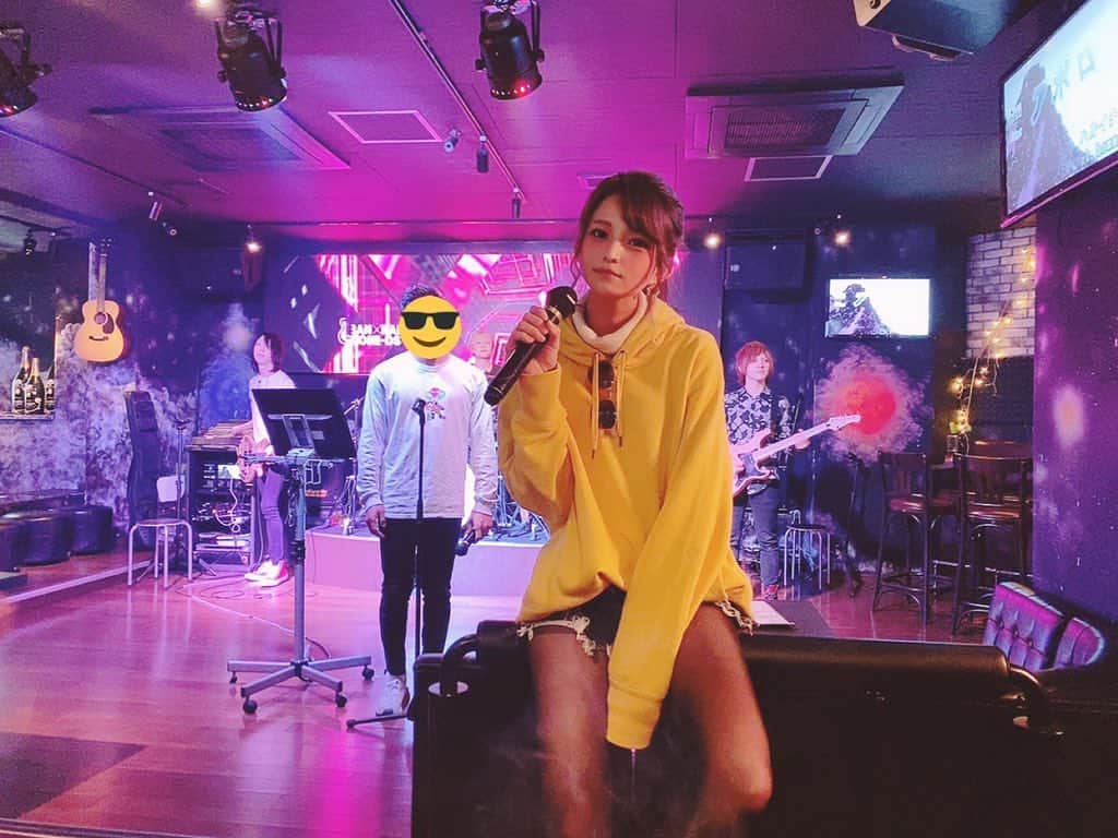 sayaさんのインスタグラム写真 - (sayaInstagram)「・ ・ 東京きたらお決まりのバンカラ🎤 ・ ・ ・ #モデル#芸能#事務所#撮影#バンカラ #lol#l4l#follow4like#happy#happylife#model #fashionable#Instagood#Instadaily#like #ビジョビ」3月15日 23時58分 - chacha_maru425