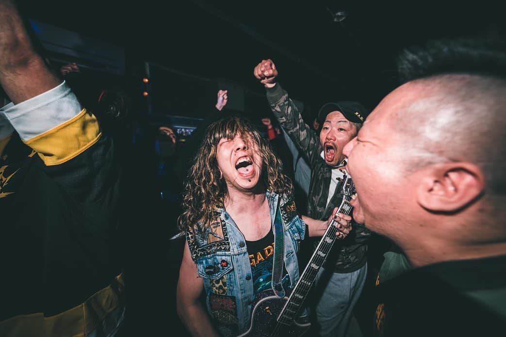 Her Name In Bloodのインスタグラム：「ツアー4本目、群馬県高崎SUNBURST！ ギター @daikihnib の地元ということで、アクセルフルスロットルな狂ったライブになりました！ 月は残すところファイナル沖縄、みなさんに会えるのを楽しみにしています！  #HOTBT Day4 Takasaki was one of the craziest shows we've played! 📸 : @litchi_lp」