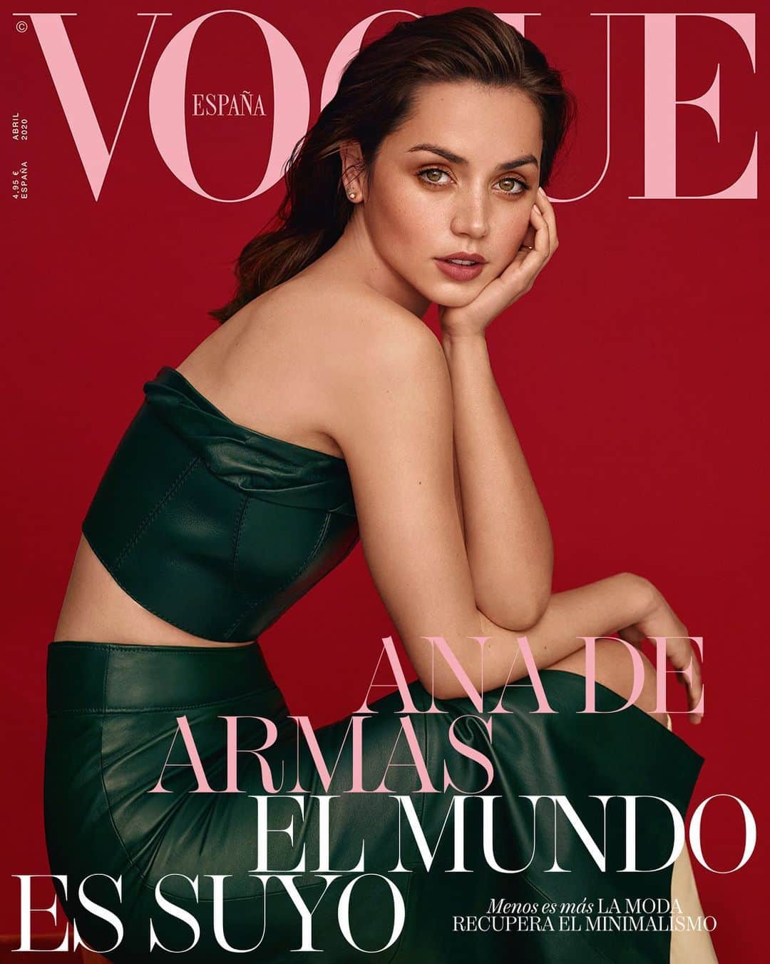 アナ・デ・アルマスのインスタグラム：「♥️ @voguespain ♥️ Gracias por mi primera portada en la revista, es un orgullo haber compartido con ustedes este momento tan especial en mi vida. Gracias por el cariño, la ilusión y las ganas de tenerme. Gracias por venir hasta Los Angeles y no darse por vencidos cuando mi agenda parecía imposible de descifrar. Hoy, que las agendas no importan, y estamos todos en casa y las horas pasan más lentas, y el aislamiento es nuestro deber y salvación, gracias también por hacer llegar a todos este número de forma gratuita online. Mucho amor a todos en @voguespain y al equipo tan maravilloso que hizo posible este sueño!」