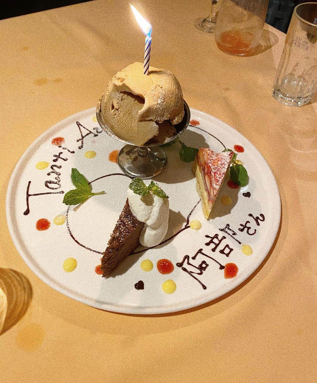 高橋愛さんのインスタグラム写真 - (高橋愛Instagram)「45㊗️ ㅤㅤㅤㅤㅤㅤㅤㅤㅤㅤㅤㅤㅤ ㅤㅤㅤㅤㅤㅤㅤㅤㅤㅤㅤㅤㅤ お祝い してもらいました🎂❤️ ㅤㅤㅤㅤㅤㅤㅤㅤㅤㅤㅤㅤㅤ よかったね〜 あべさん！ ㅤㅤㅤㅤㅤㅤㅤㅤㅤㅤㅤㅤㅤ #素敵なディナー #おめでとう㊗️」3月16日 12時02分 - i_am_takahashi