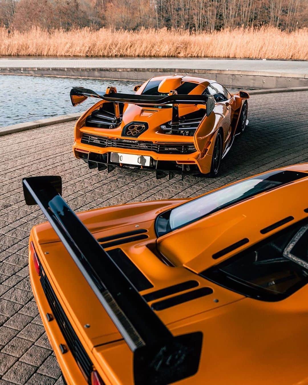 CARLiFESTYLEさんのインスタグラム写真 - (CARLiFESTYLEInstagram)「McLaren Senna LM and McLaren F1 LM. Which one would you rather have? Photo @zachbrehl #SennaLm #F1Lm」3月16日 12時30分 - carlifestyle