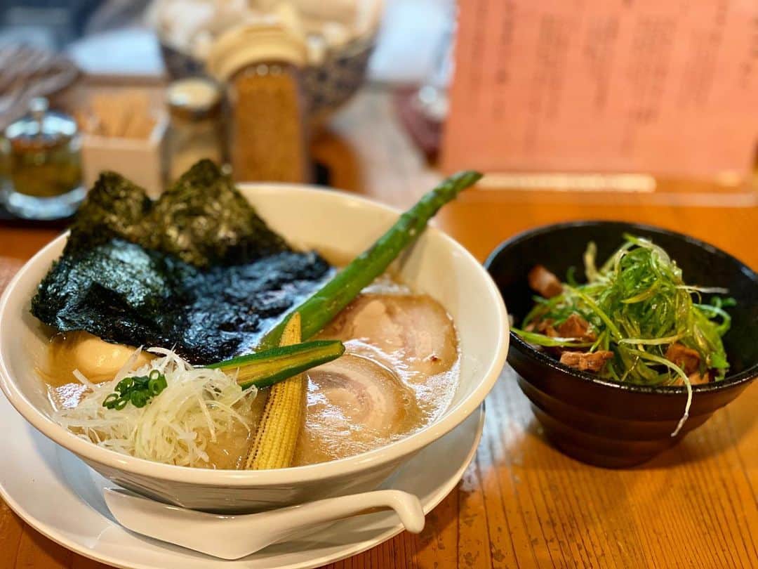 ロシアン佐藤のグルメインスタ