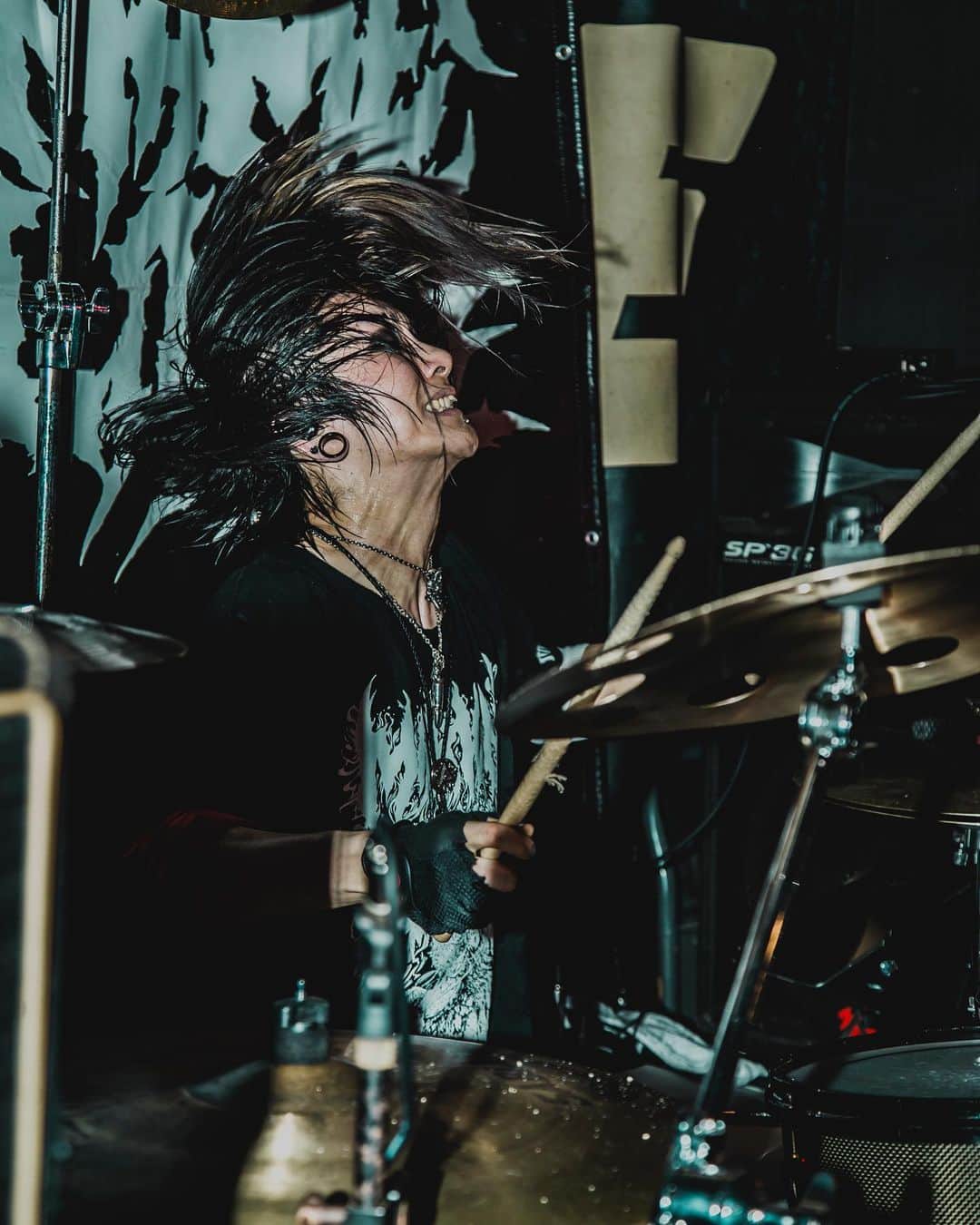 Her Name In Bloodのインスタグラム：「Live at Alive Kashiwa, Chiba. 📸 : @sukephoto_live」