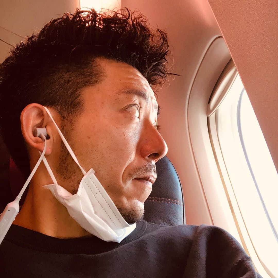 森慎太郎のインスタグラム：「田川で友達できるといいなー #機内モードに切り替えます #モリ友 #田川市」