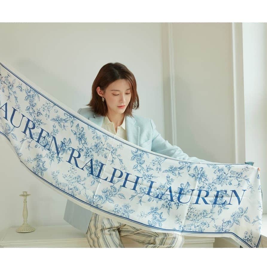 チャ・イェリョンさんのインスタグラム写真 - (チャ・イェリョンInstagram)「@laurenralphlauren  #로렌랄프로렌 🤍💙 . @stylist_boo @jennyhouse_ssung @jennyhouse.sunjung @ljhomad #laurenralphlauren」3月16日 13時33分 - chayeryun