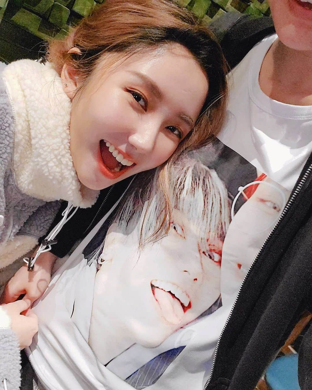 ひかりんのインスタグラム：「Dying my hair tomorrow ! Need your suggestions on a new color 😊」