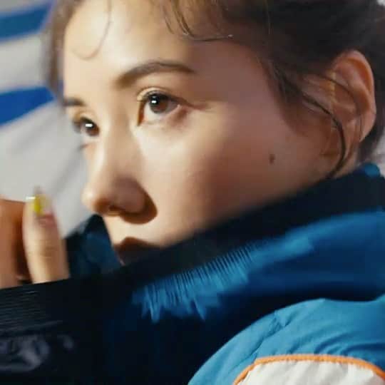 仲里依紗のインスタグラム：「. ❤️🧡💛💚💙💜 #reebok  #reebokclassic  @reebokjp  @reebokclassicjp #Interval #リーボック #インターバル」
